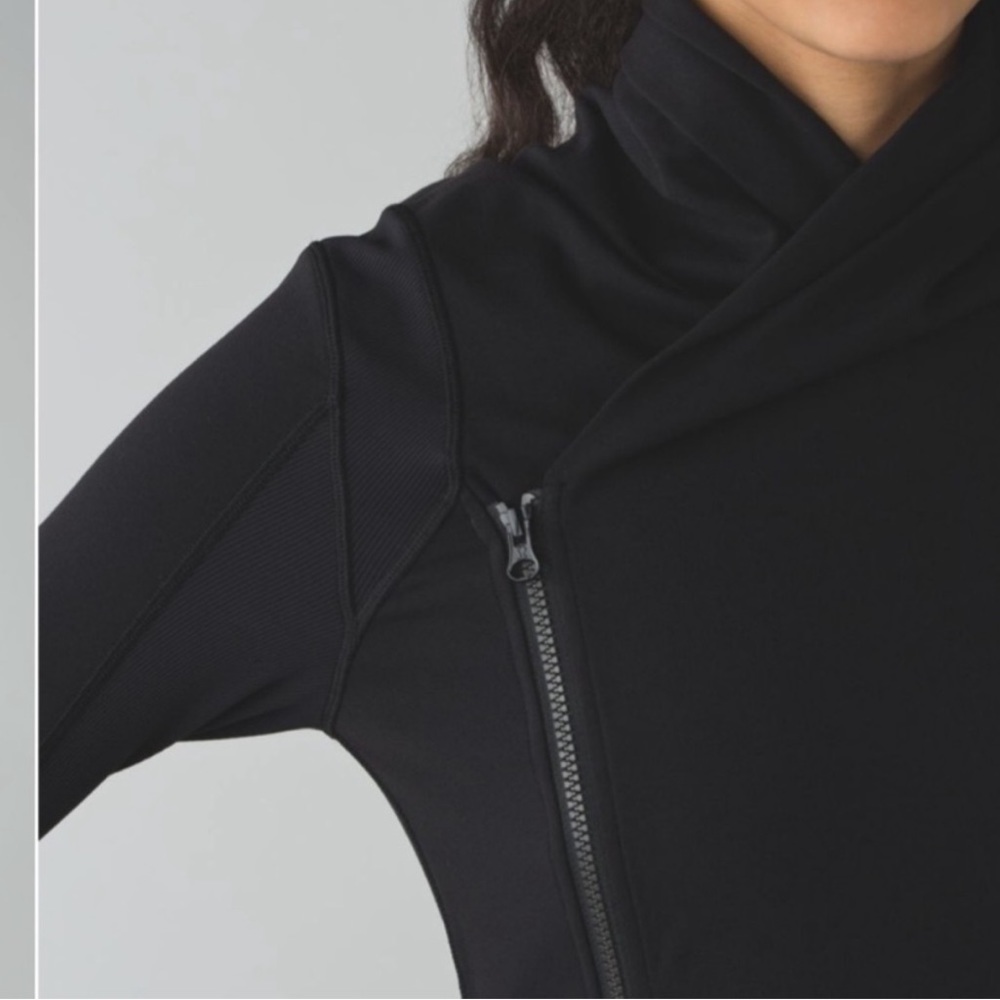 Lululemon Asymmetrical zip up black Bhatki workout jacket - Picture 2 of 7